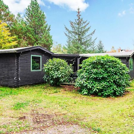 5 Person Holiday Home In R M Vesterhede Exteriör bild