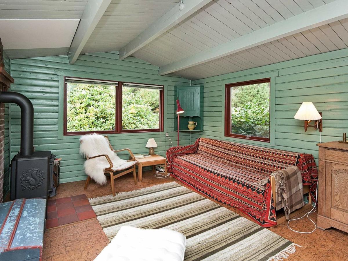 5 Person Holiday Home In R M Vesterhede Exteriör bild