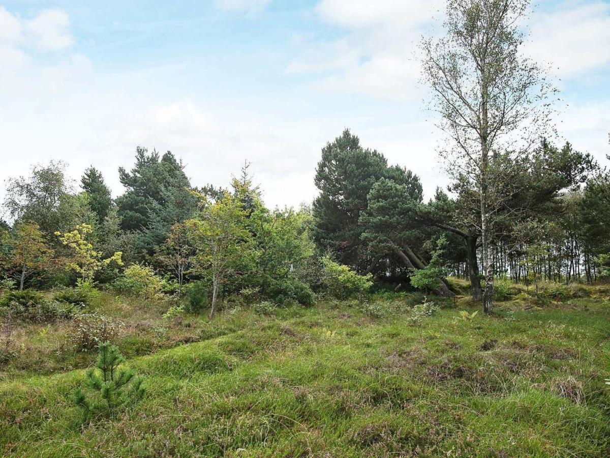 5 Person Holiday Home In R M Vesterhede Exteriör bild